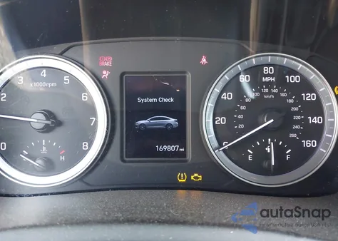 2018 Hyundai Sonata Se z USA, uszkodzony, nr VIN 5NPE24AF1JH650616